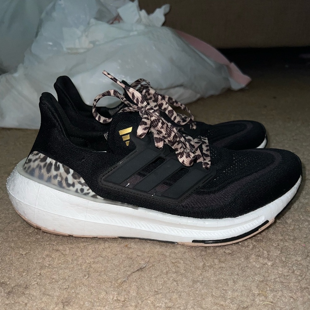 Adidas Ultraboost Light